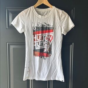 Hurley Women's Red and Black Graphic Tee